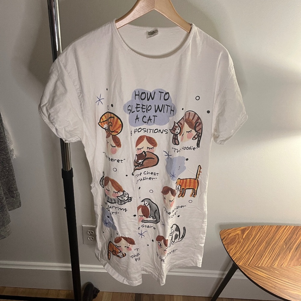 NWOT Relevant Nightshirt How to Sleep With a Cat 100% Cotton Women's One Size